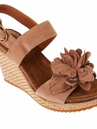 Sofft Cali Rose Wedge product