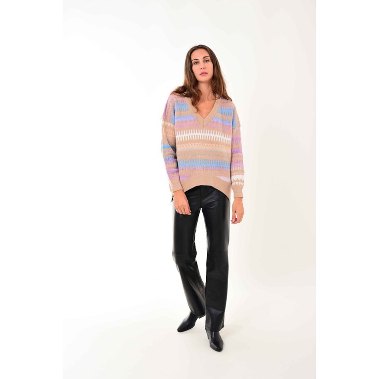 Rivka Brown V-Shaped Sweater Neck
