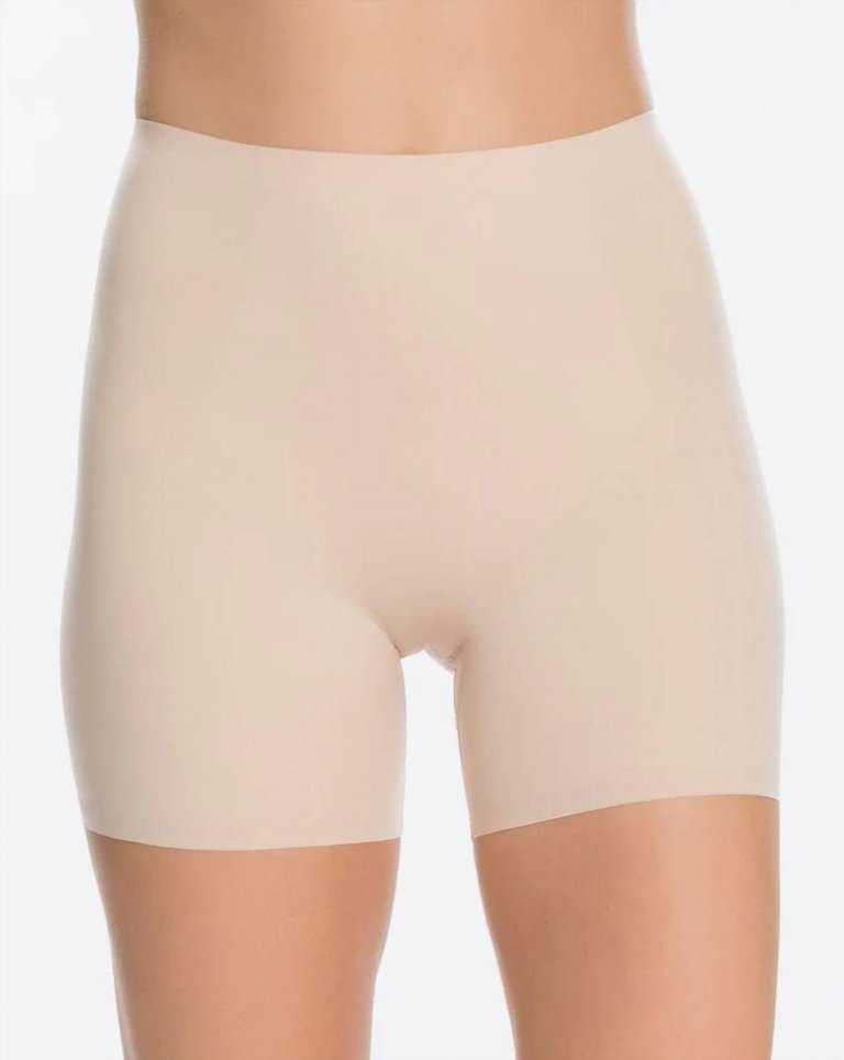 Women's Thinstincts Girl Shorts In Soft Nude - Soft Nude