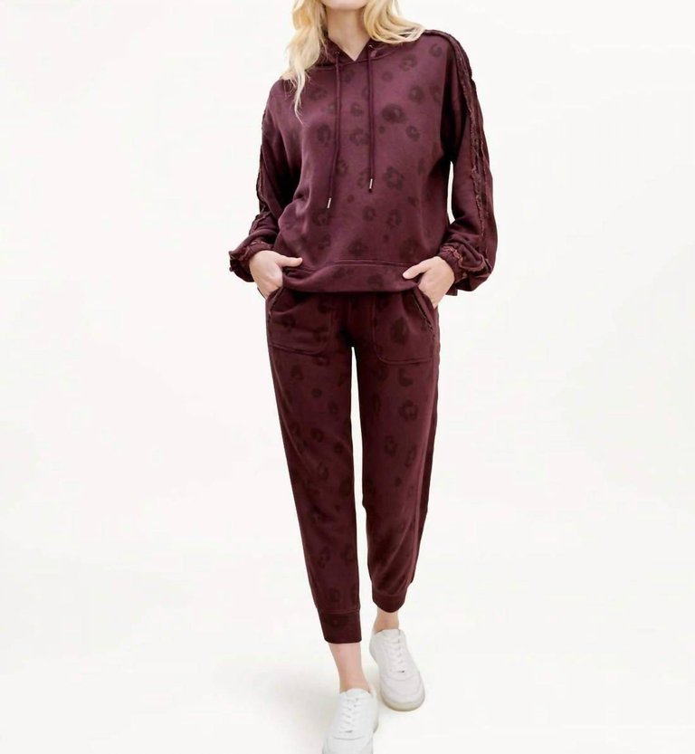 Corinna Jogger Pant In Black Cherry Leopard