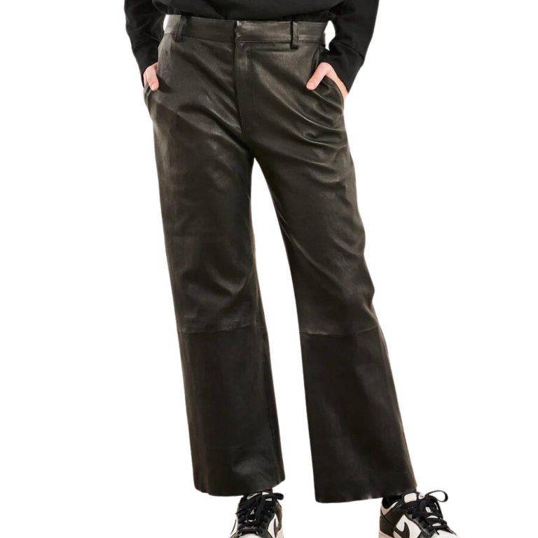 Leather Cropped Trousers In Black - Black