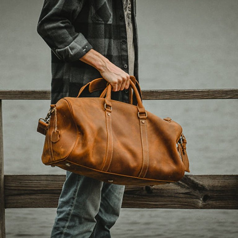 The Dagny Weekender Large Leather Duffle Bag - Brown