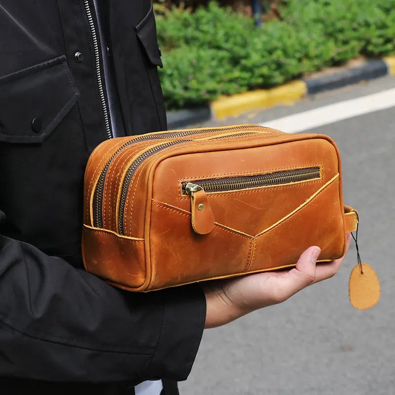The Nomad Toiletry Bag | Genuine Leather Travel Toiletry Bag - Brown