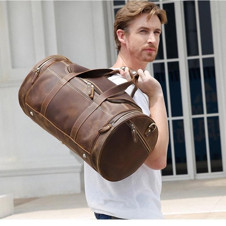 The Wainwright Round  Vintage Leather Weekender