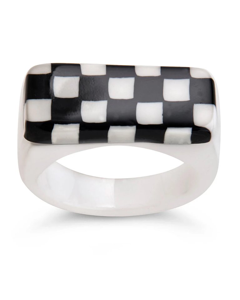 Retro Chequer Ring