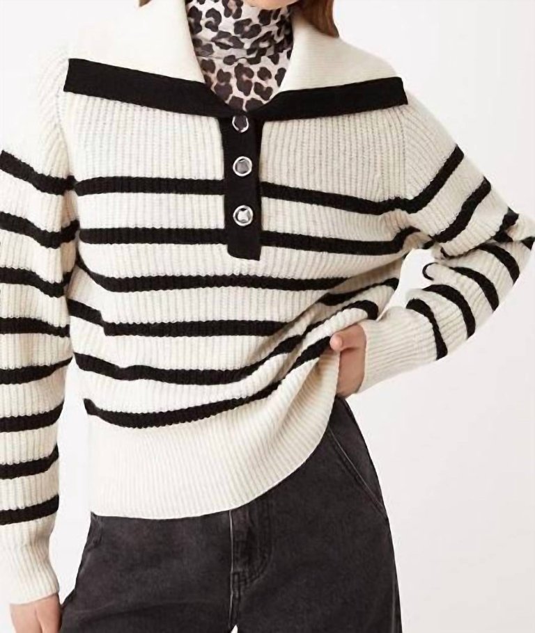 Patski Striped Pullover In White - White