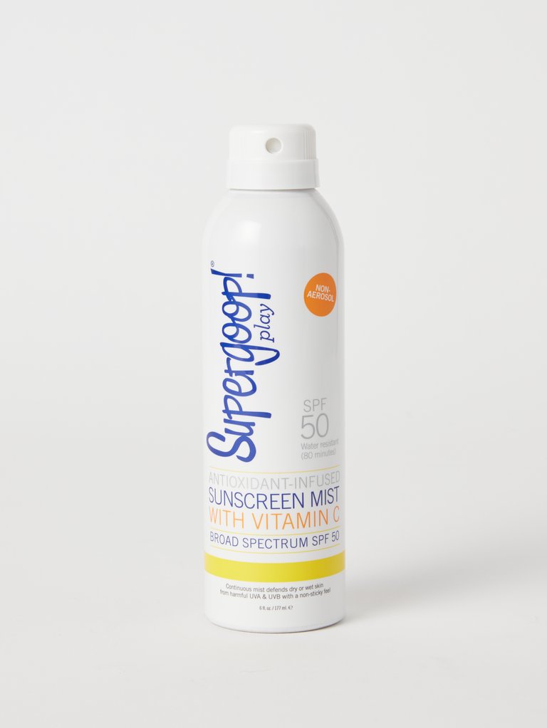 Antioxidant-Infused Sunscreen Mist with Vitamin C SPF 50