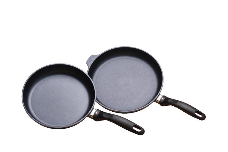 2 Piece Nonstick Fry Pan Set, 9.5 and 11 Inch