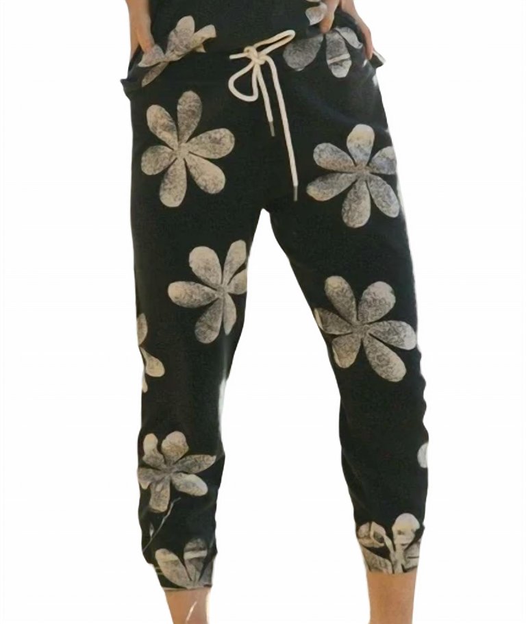 Women's Daisy Cropped Sweatpant In Vintage Black