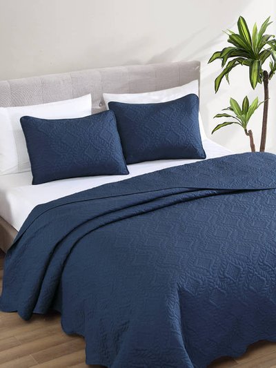 The Nesting Company Ivy 3 Piece Scalloped Bedspread Set product