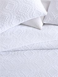 Ivy 3 Piece Scalloped Bedspread Set