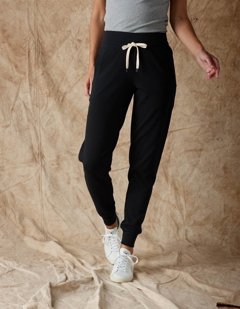 Women's Puremeso Everyday Jogger In Black - Black