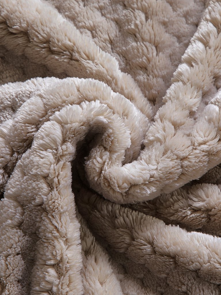 Thesis Classic Jacquard Oversized Throw