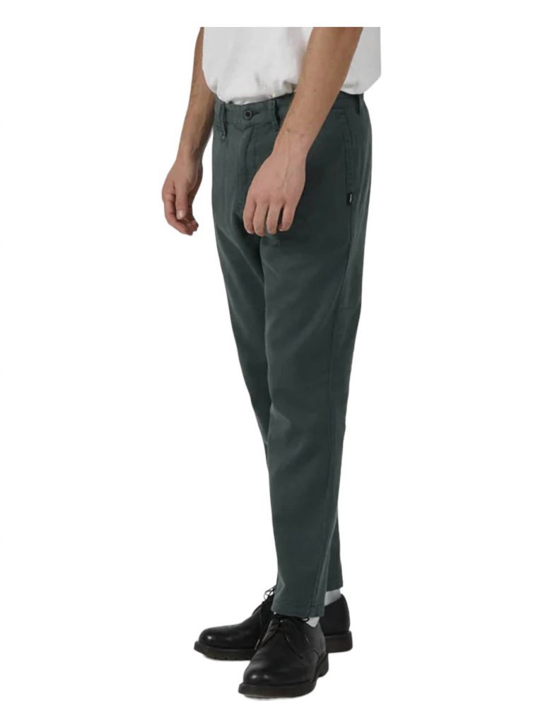 Minimal Chopped Chino Pants In Mallard Green