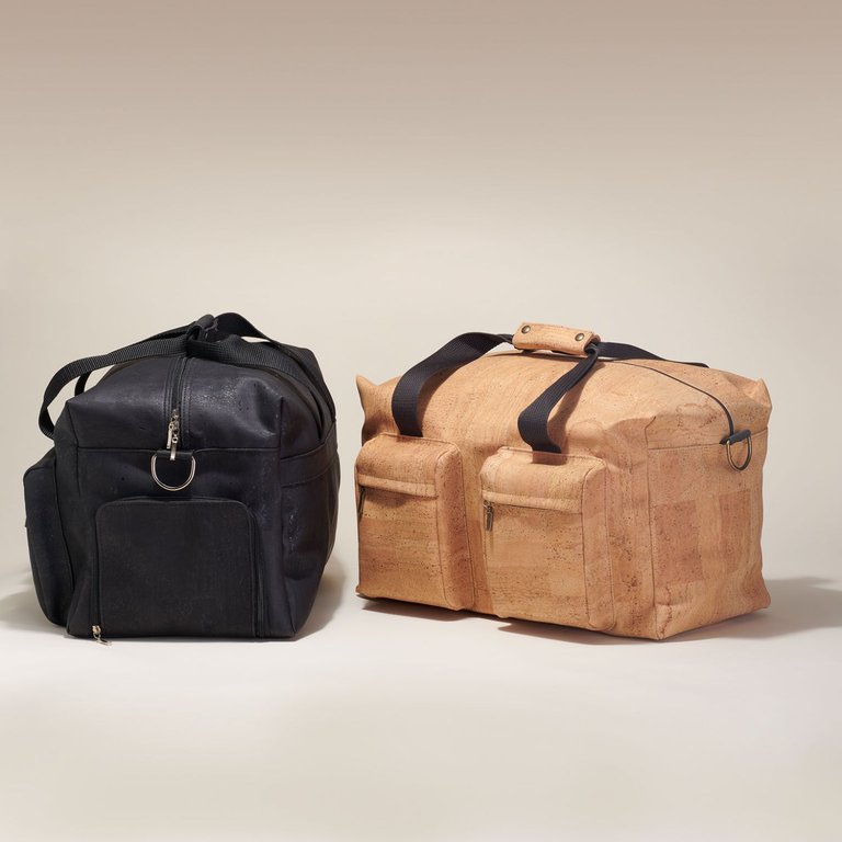 Travel-Ready Large Duffel - Natural cork