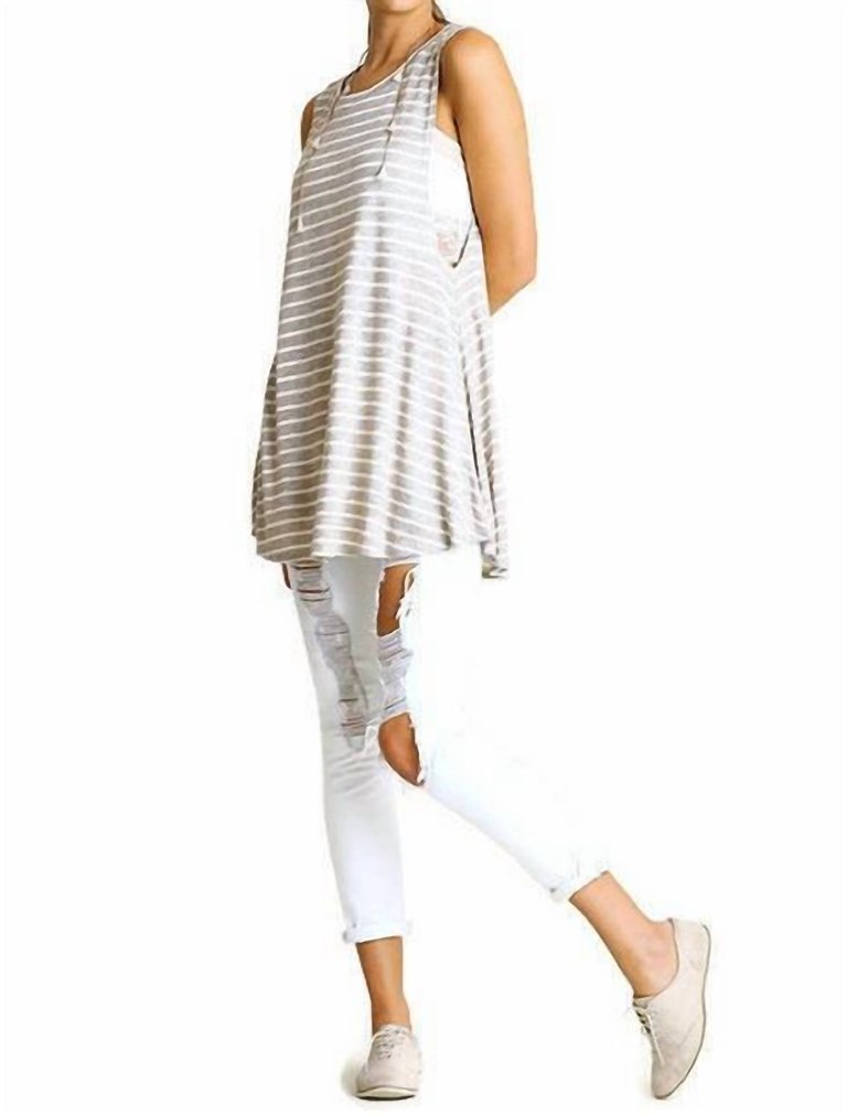 Sleeveless Low Sides Striped Tunic In Mocha And White