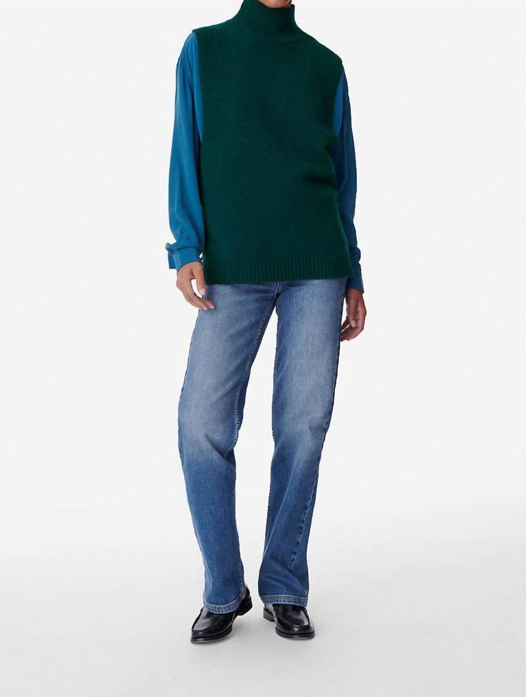 Vitina Sleeveless Sweater In Bleu Canard - Bleu Canard