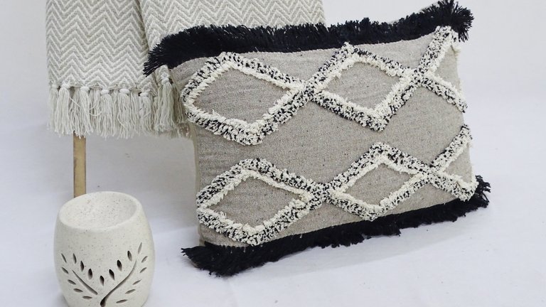 16" x 22" Tuffted Decorative Pillow For Living Room