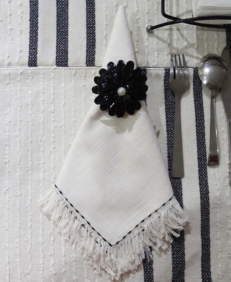 Table Cloth Napkins Set of 4 With Black Embroiderey