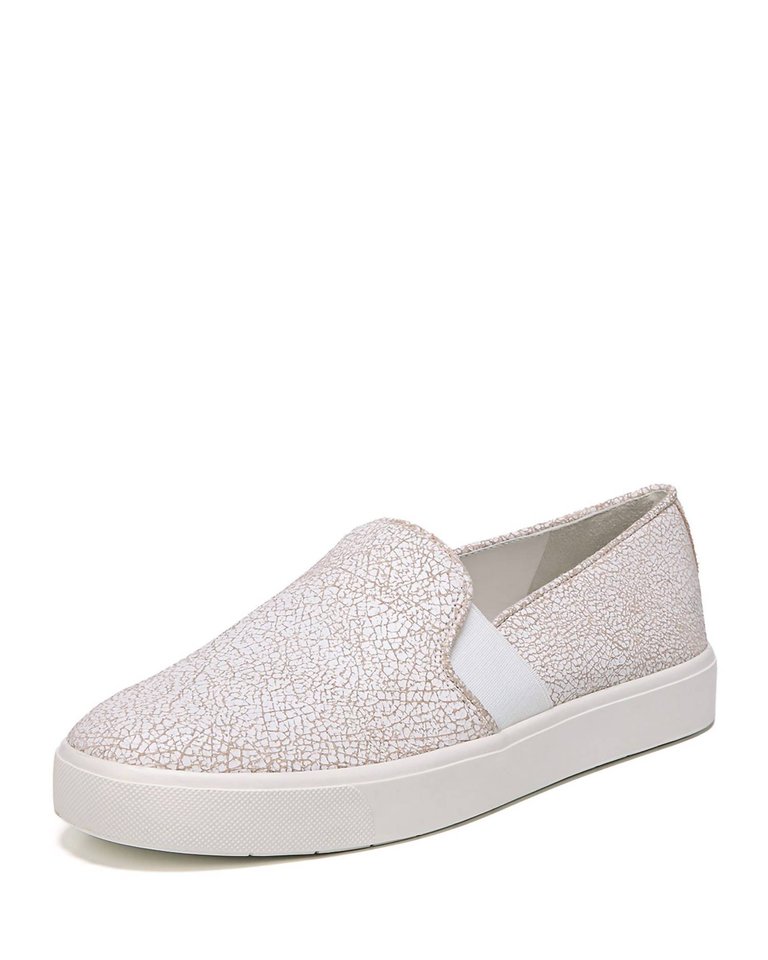 Women's Blair Cracked Leather Sneaker In White - White