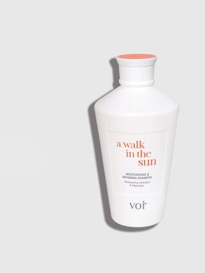 Voir Hair A Walk In The Sun: Moisturizing And Repairing Shampoo product