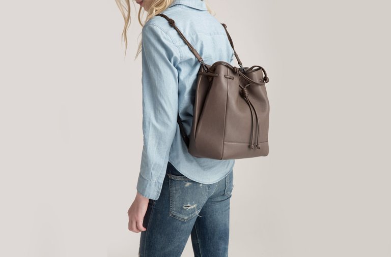 The Large Bucket Backpack - Taupe