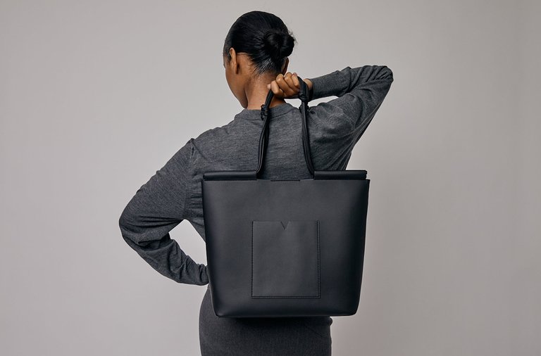 The Market Tote - Black