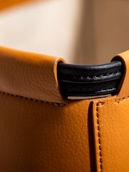 The Market Tote - Caramel and Black