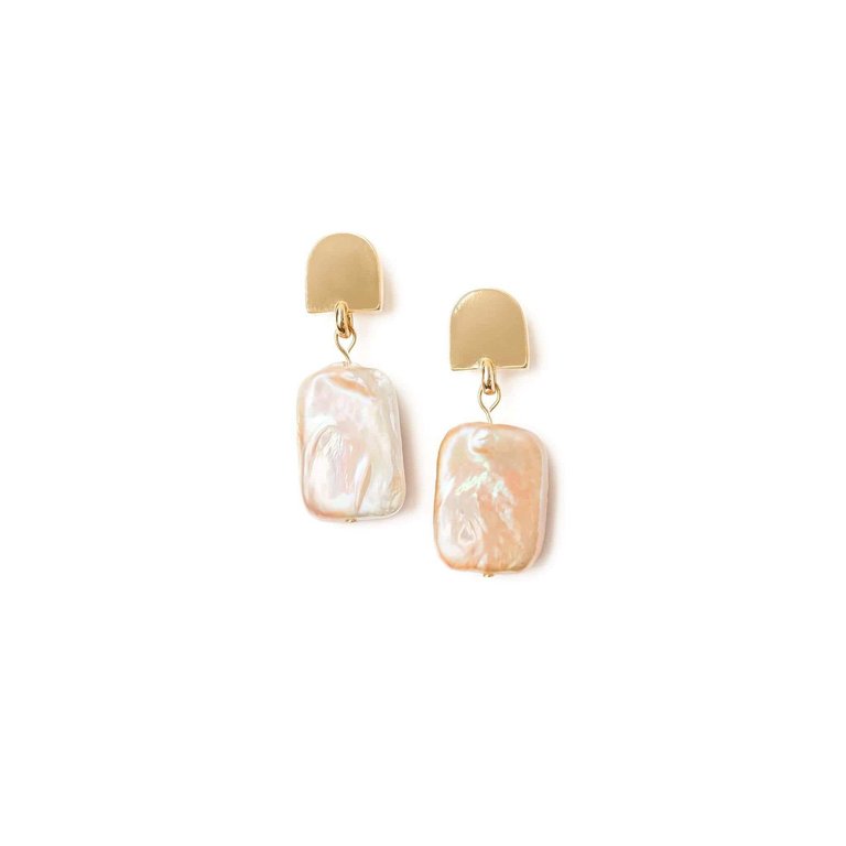 Gold Dome + Peachy Pearl Earrings - Peachy Pearl