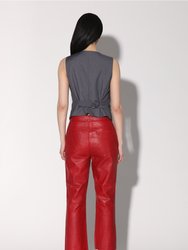 Selma Pant, Red