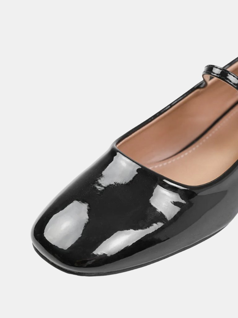 Where's That From Womens/Ladies Minsk Patent Leather Buckle Detail Low Heel Pumps (Black) (7)