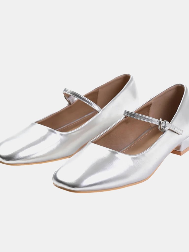 Where's That From Womens/Ladies Minsk PU Buckle Detail Wide Low Heel Ballet Shoes (Silver) (6 Wide) - Silver