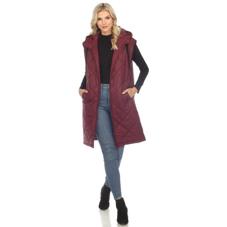 Women's Diamond Quilted Hooded Puffer Vest - Burgundy