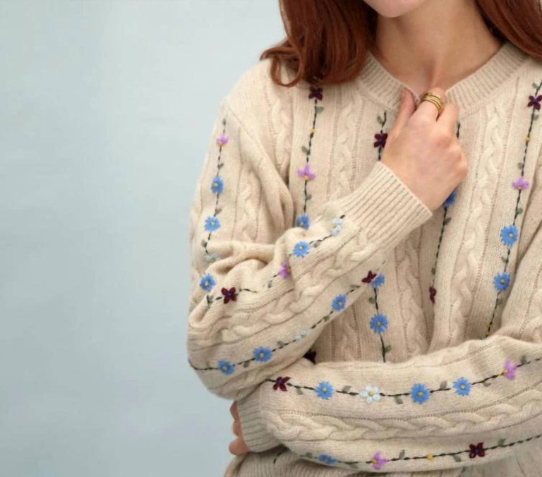 Cashmere Floral Embroidered Cable Crewneck Sweater - Heather Cream