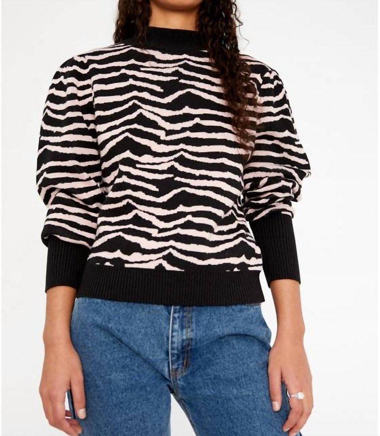 Zebra Print Intarsia-Knit Sweater In Black And White - Black And White