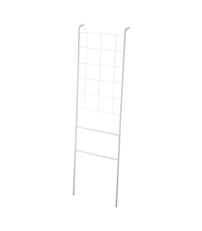 Leaning Ladder With Grid Panel, 63" H - Steel - White