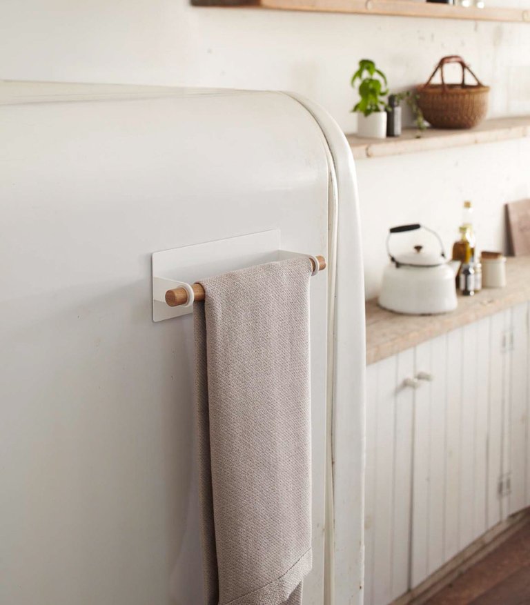 Magnetic kitchen towel online rack