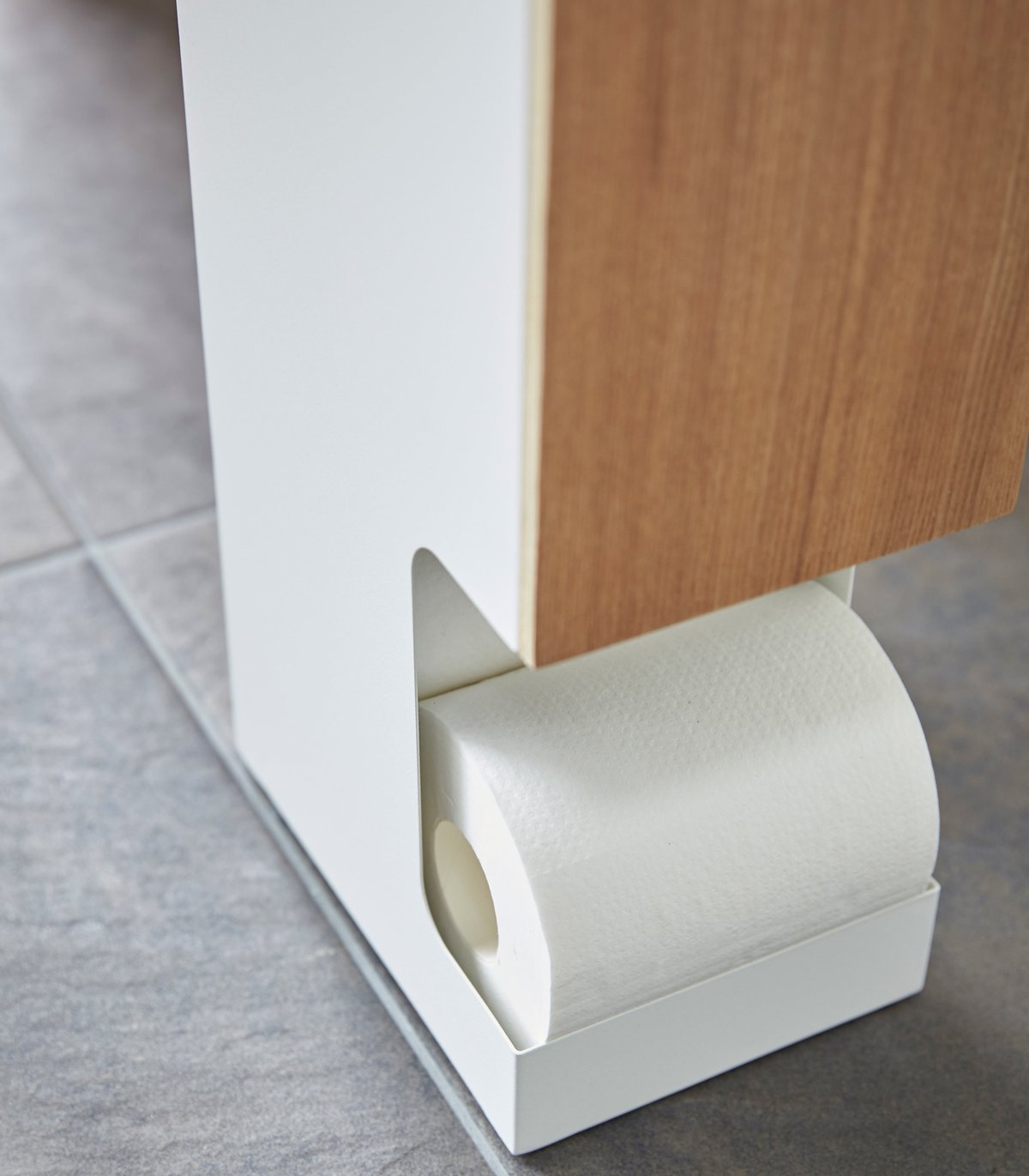 https://images.verishop.com/yamazaki-home-toilet-paper-stocker-steel-wood/M04903208035286-922565476?auto=format&cs=strip&fit=max&w=1200