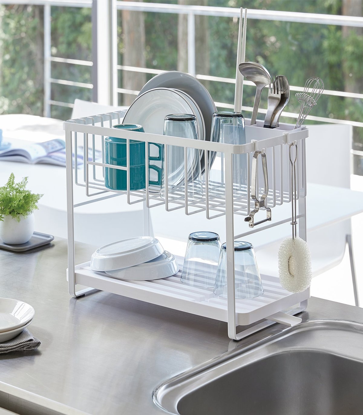 https://images.verishop.com/yamazaki-home-two-tier-wire-dish-rack-steel/M04903208043878-315427452?auto=format&cs=strip&fit=max&w=1200