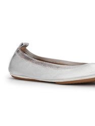 Samara Foldable Ballet Flat In Silver Metallic Leather