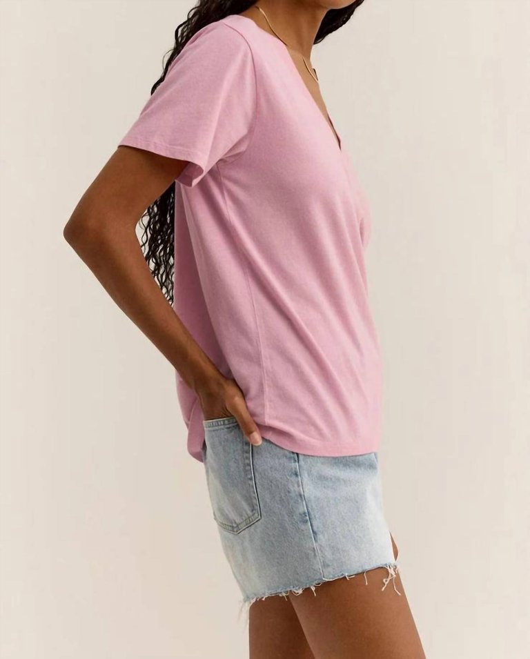 Girlfriend V-Neck Tee In Peony